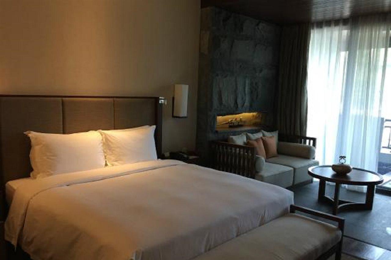 Doubletree Resort By Hilton Hotel Hainan - Qixianling Hot Spring Baoting Esterno foto