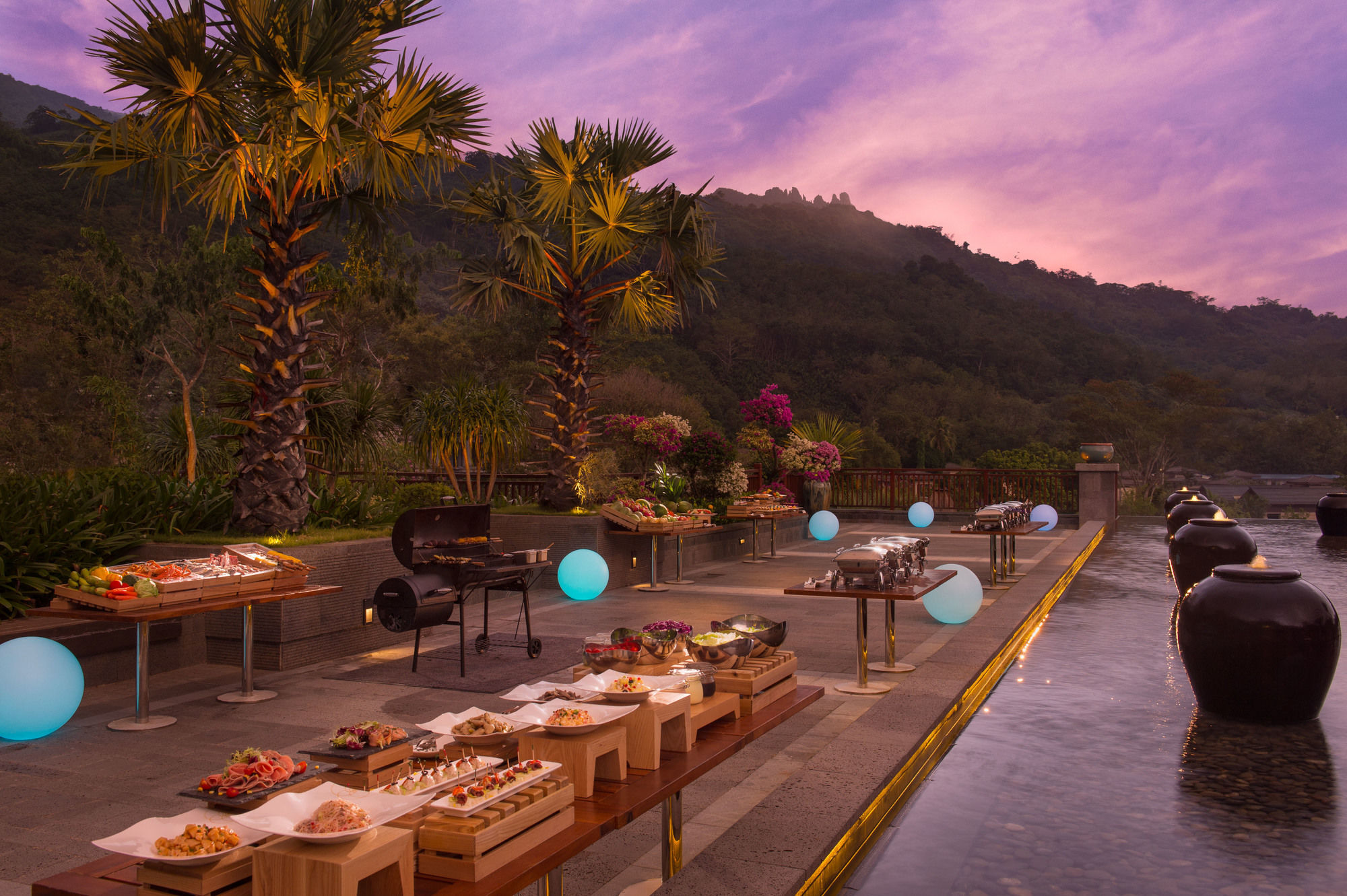 Doubletree Resort By Hilton Hotel Hainan - Qixianling Hot Spring Baoting Esterno foto