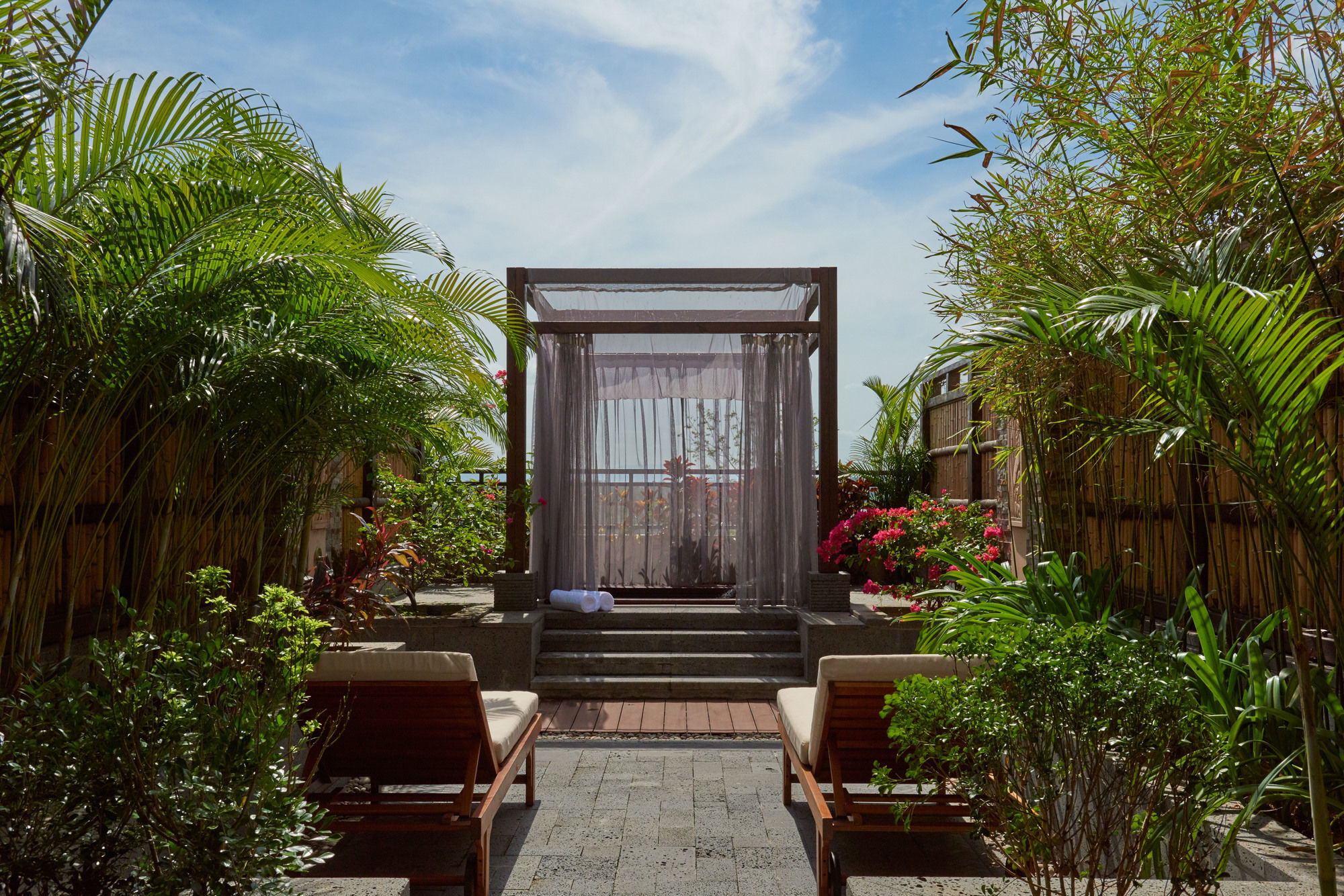 Doubletree Resort By Hilton Hotel Hainan - Qixianling Hot Spring Baoting Esterno foto