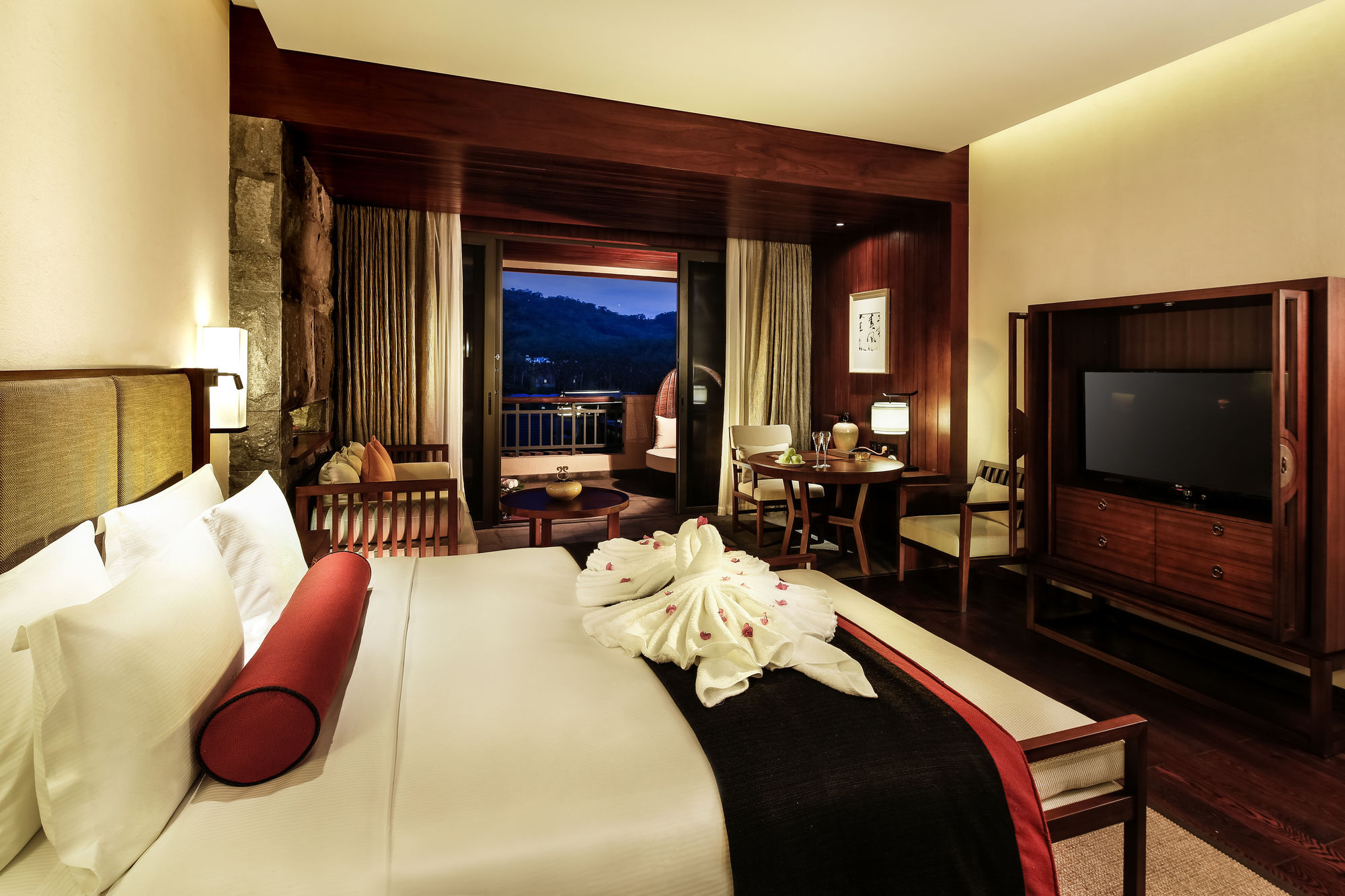 Doubletree Resort By Hilton Hotel Hainan - Qixianling Hot Spring Baoting Esterno foto